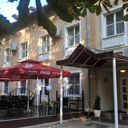 Thelena Hotel 3*